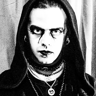 Peophoros Leyla Braun - Drums, Vocals. PunkMetalRap.com